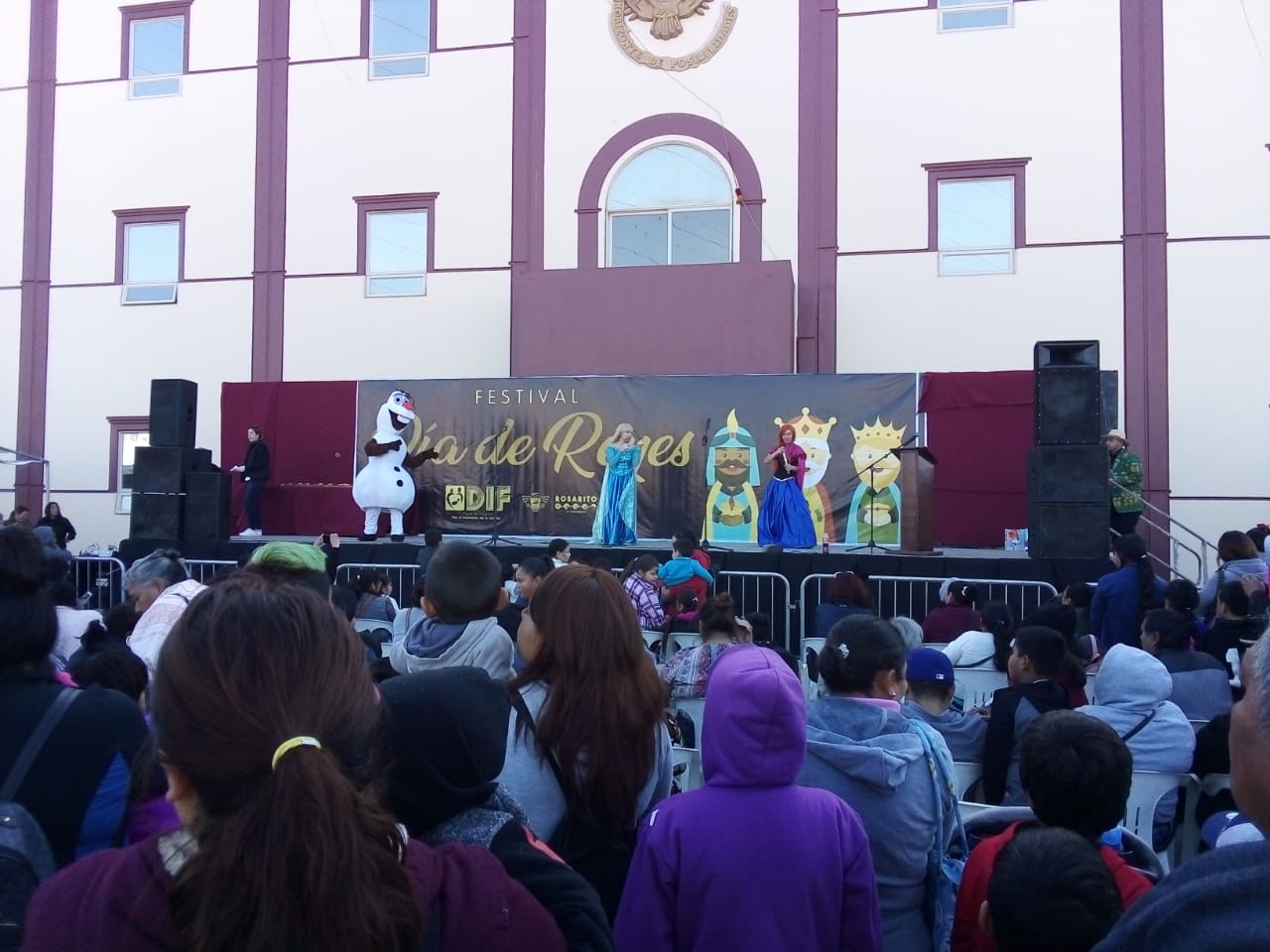 Más de mil niños y niñas recibieron un regalo de Reyes