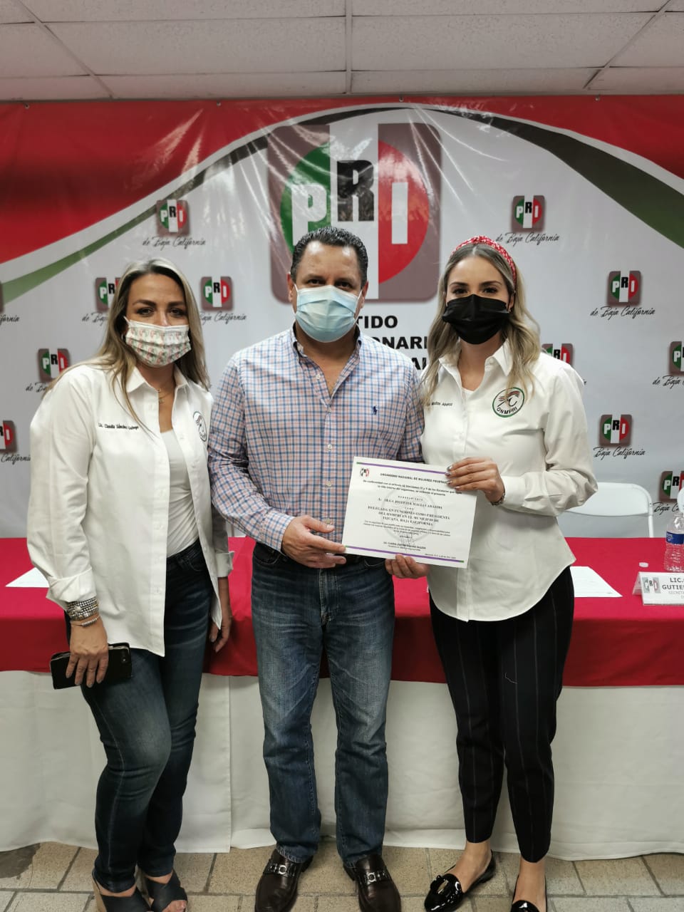 PRI Tijuana rinde protesta a Dirigente de ONMPRI