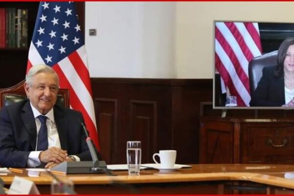 Presidente López Obrador conversa con vicepresidenta de Estados Unidos, Kamala Harris