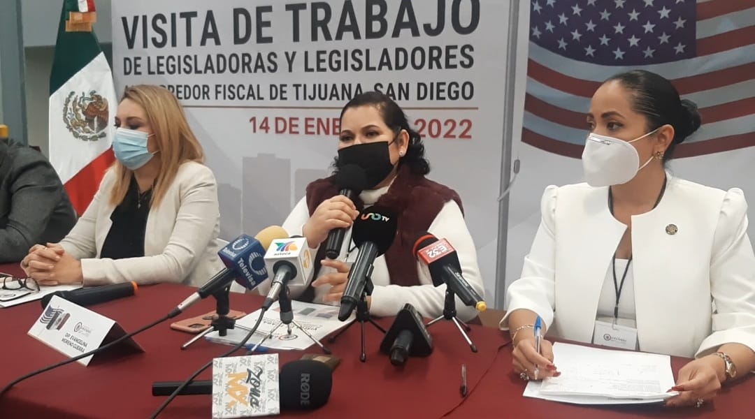 Encabeza EMG reunión con diputados federales en Tijuana