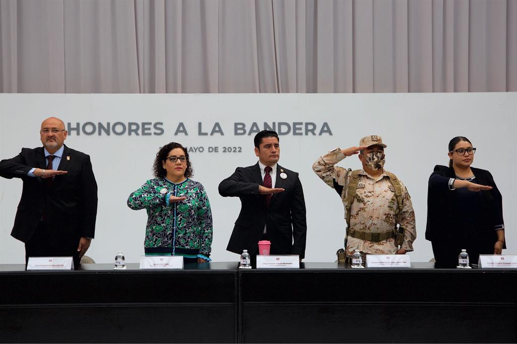 Encabeza Jorge Salazar Miramontes  Honores A La Bandera del XXlV Ayuntamiento