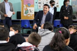 Secretario de Gobierno promueve la lectura en alumnos de primaria municipal