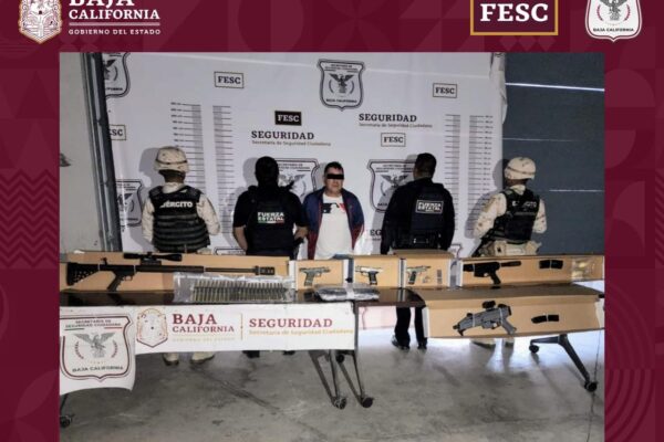 Detienen a hombre originario de Michoacán con rifle con mira telescópica y fentanilo