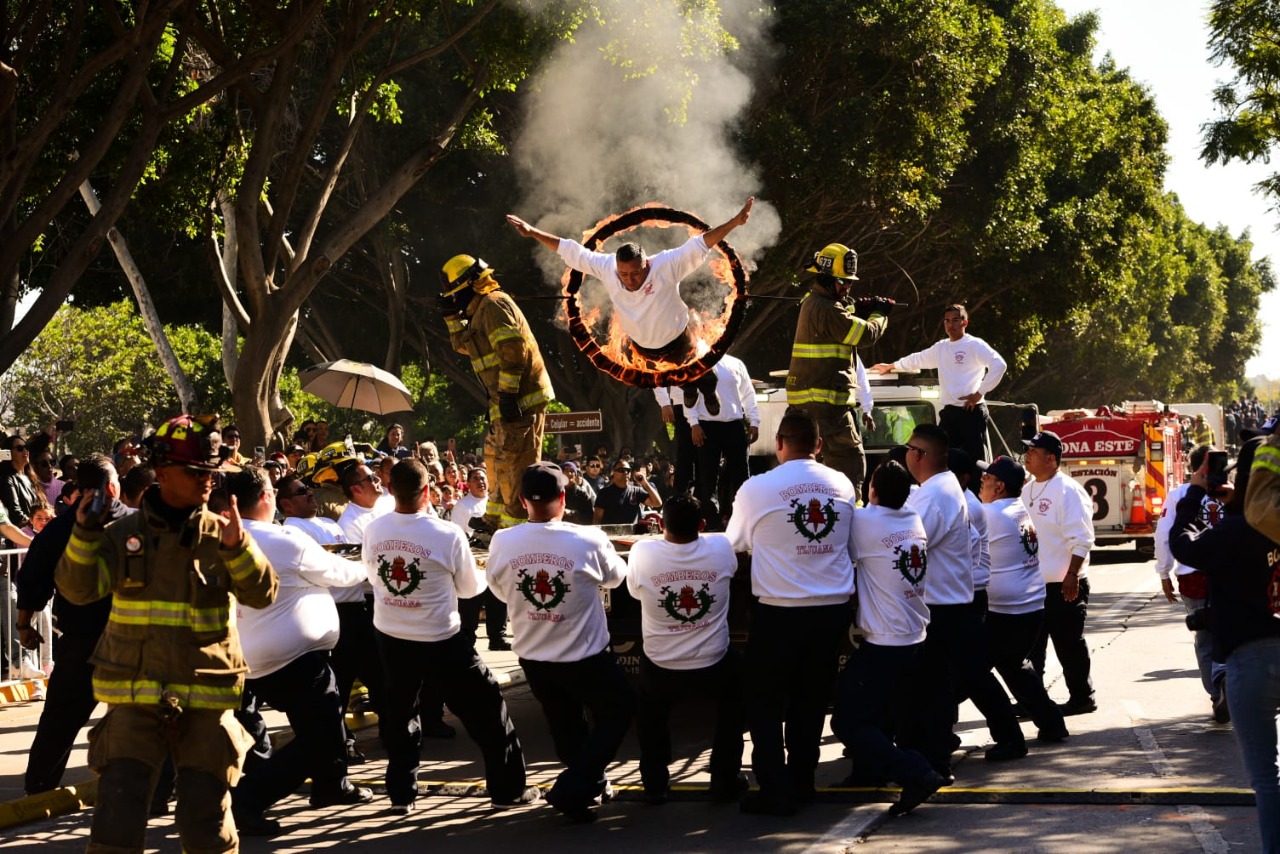 Celebra Ayuntamiento Revolución Mexicana con desfile concurso