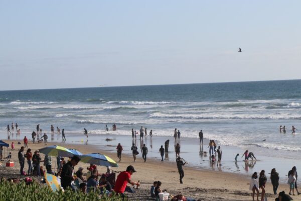 Recomienda Ayuntamiento no acudir a la playa ante cambios bruscos de temperatura