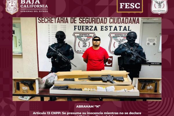 En operativo detienen a 4 en el Valle de Mexicali con armas, drogas y pasaportes internacionales