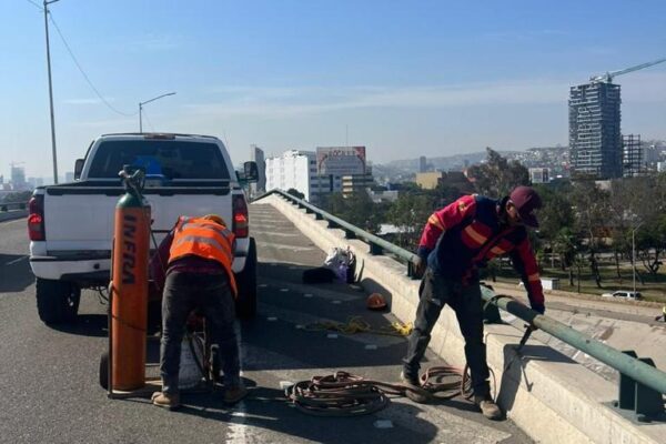 Gobierno de Tijuana realiza trabajos preliminares en Puente El Chaparral