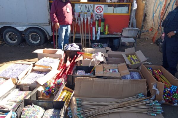 Ayuntamiento de Tijuana asegura media tonelada de pirotecnia en Unidad Móvil